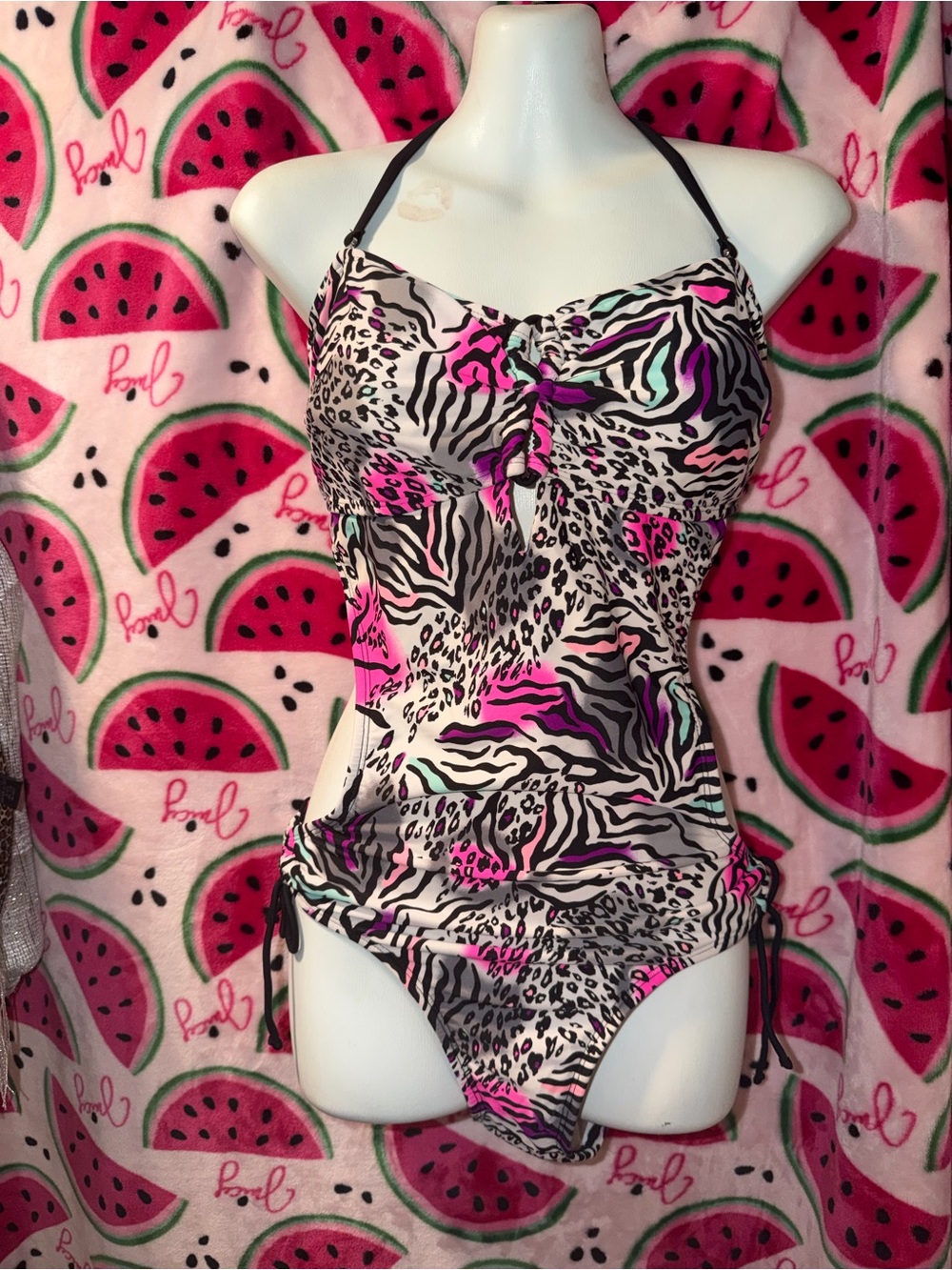 🩷🤍 OP Animal Print One-Piece Cut-Out Swimsuit